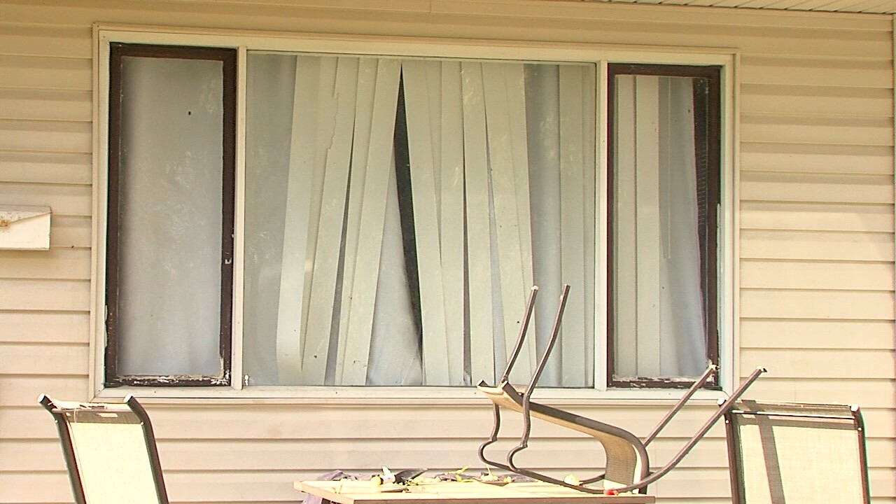 Metropolis organizations deal with teen gun violence