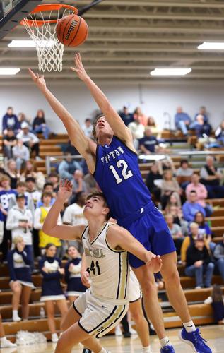 BOYS BB: No. 1 Tipton pulls away from Oak Hill in 4th quarter