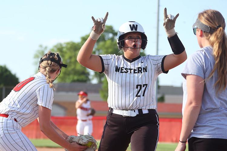 SOFTBALL: No. 2 Western fights off WL to win 2nd straight sectional title