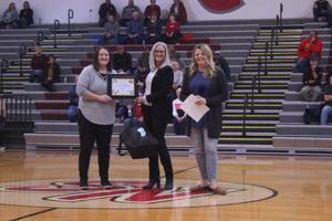 Amazing Teacher of Newton County Named by Jasper-Newton Foundation